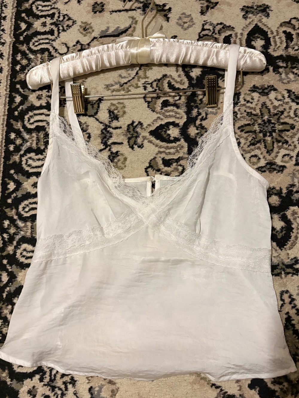 Thin lace top